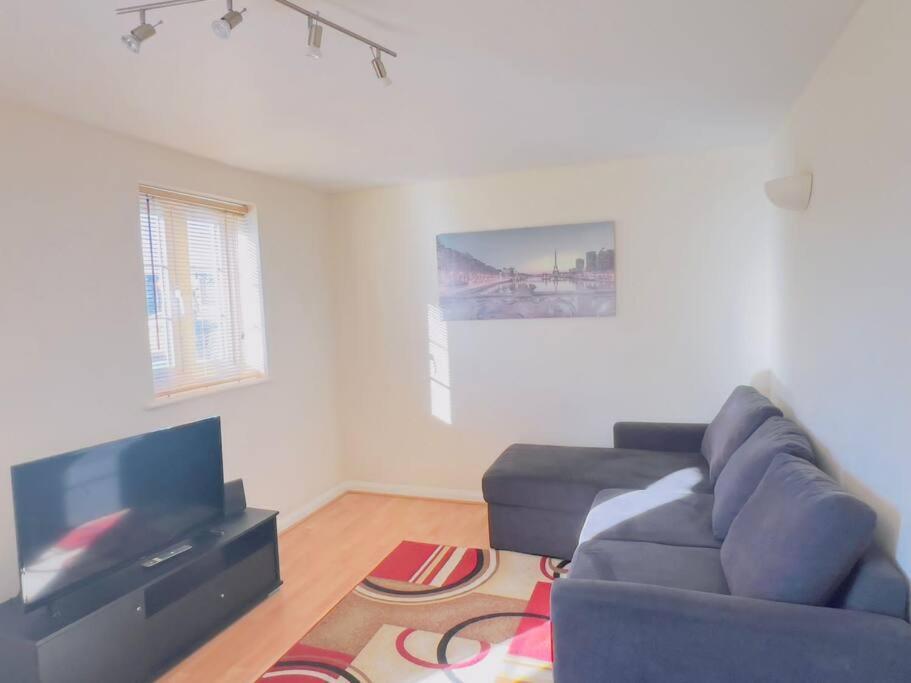 Starview Apartment 101 Colchester Bagian luar foto