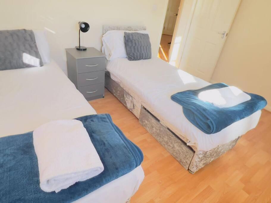 Starview Apartment 101 Colchester Bagian luar foto
