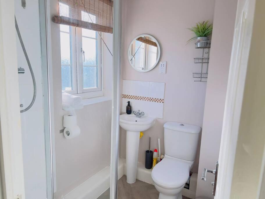 Starview Apartment 101 Colchester Bagian luar foto